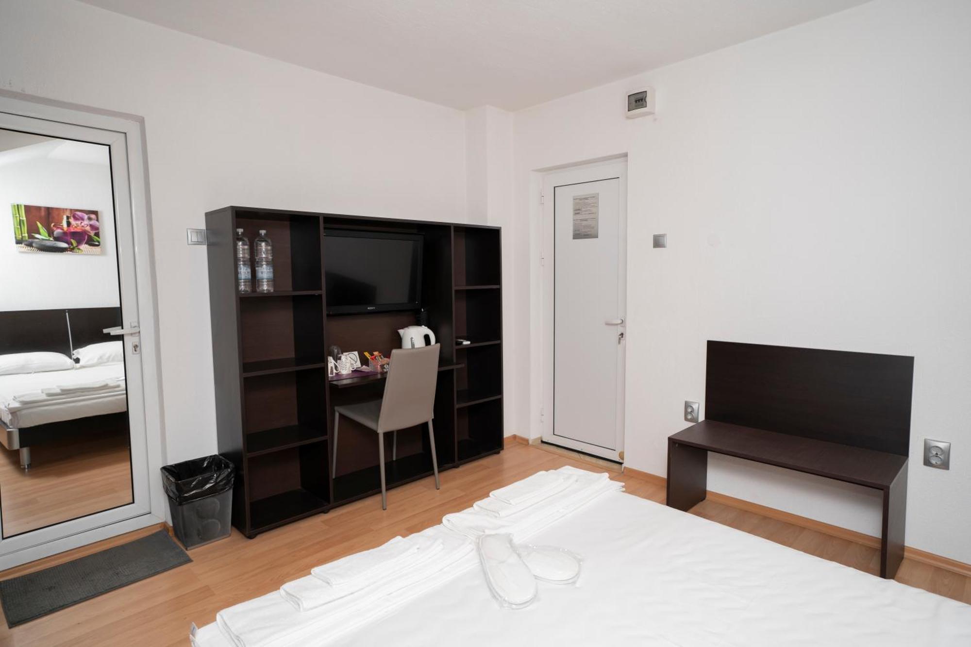 Guest House Traikovi Петріч Екстер'єр фото