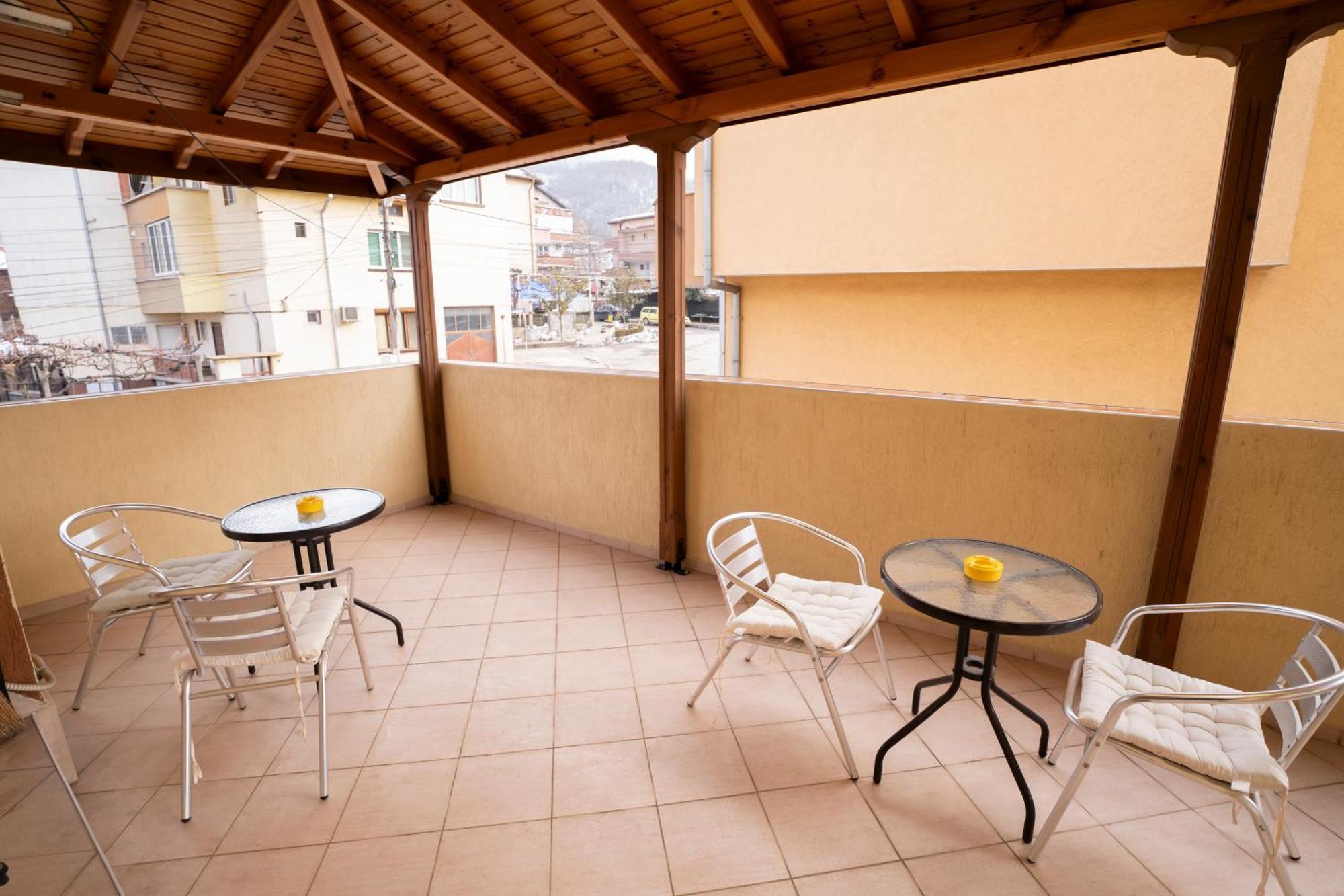 Guest House Traikovi Петріч Екстер'єр фото