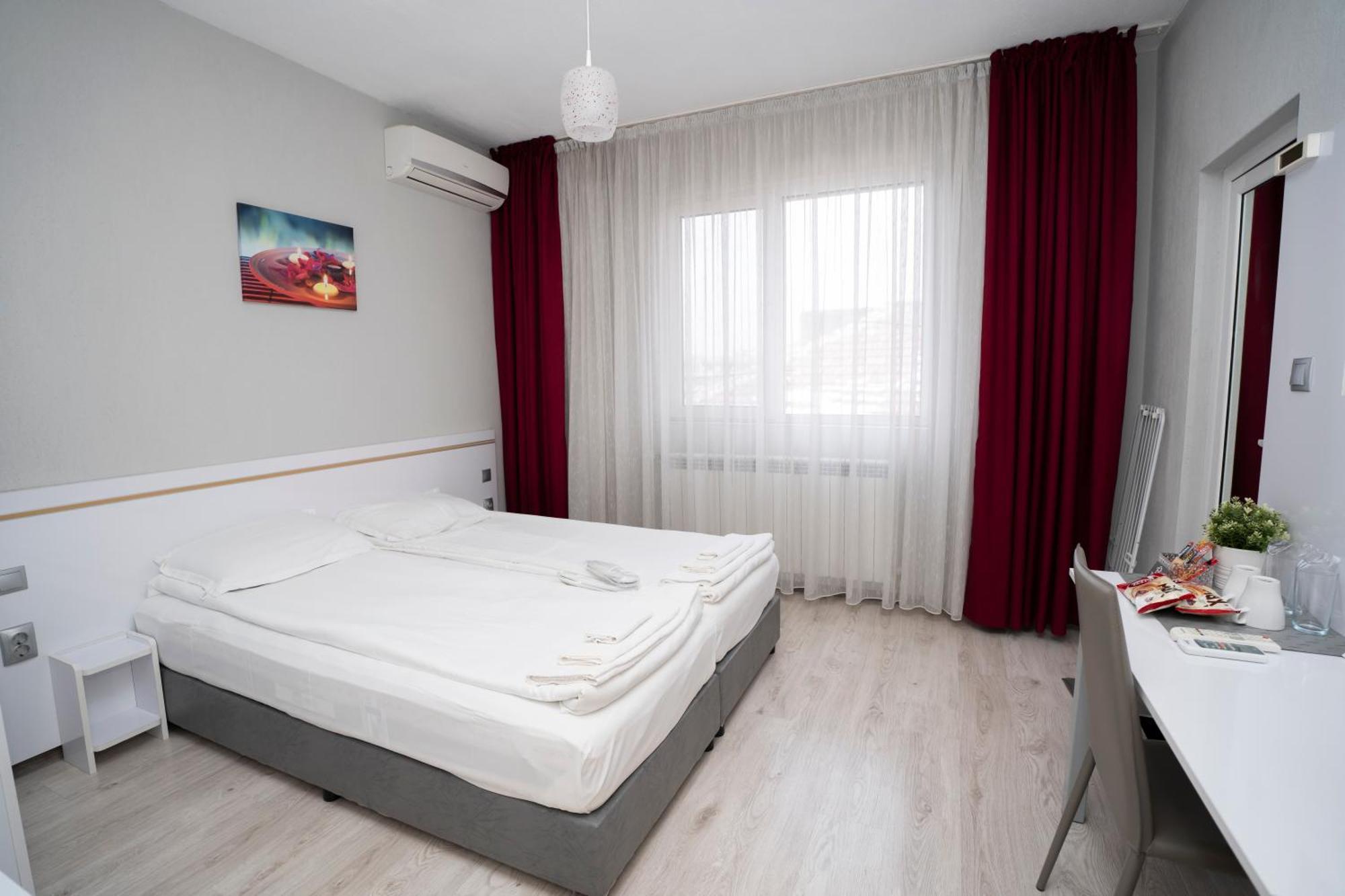 Guest House Traikovi Петріч Екстер'єр фото